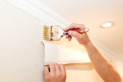 Pose de papier peint à Diedendorf — revêtements muraux et toiles de verre